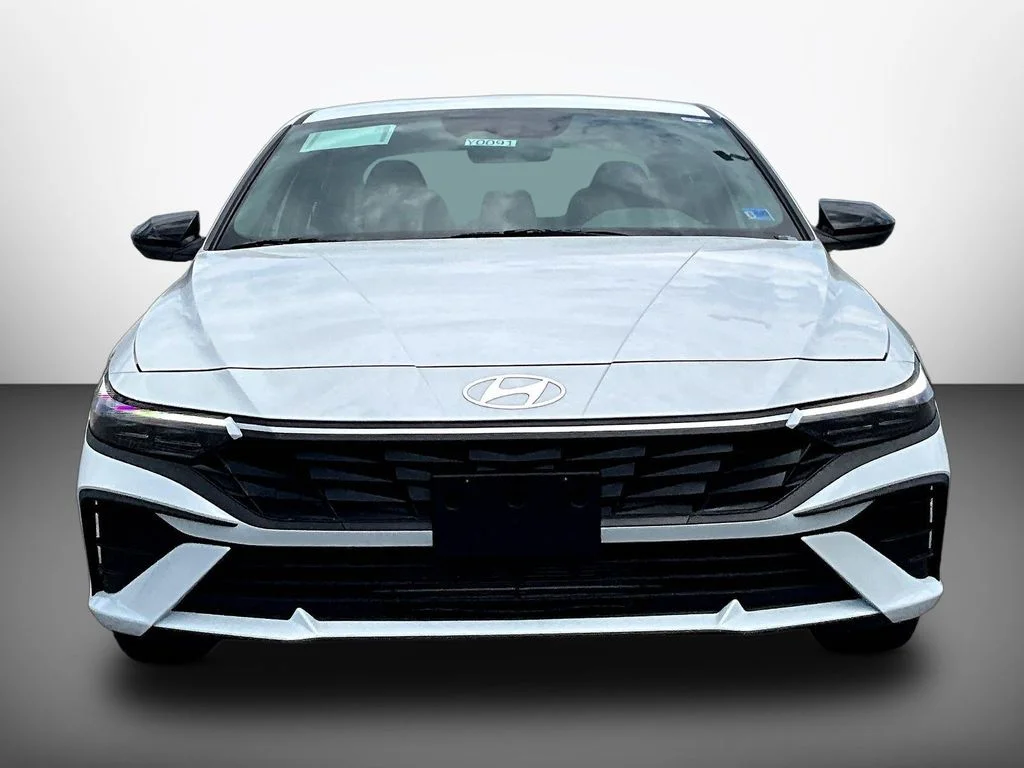 New 2026 White Hyundai SEL Sport image 13