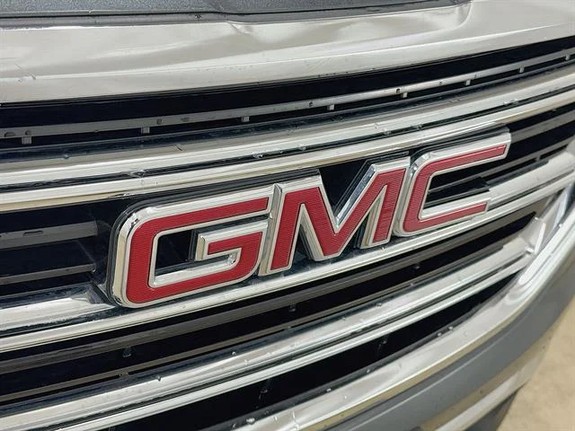 Used 2018 GRAPHITE GRAY METALLIC GMC SLT image 28