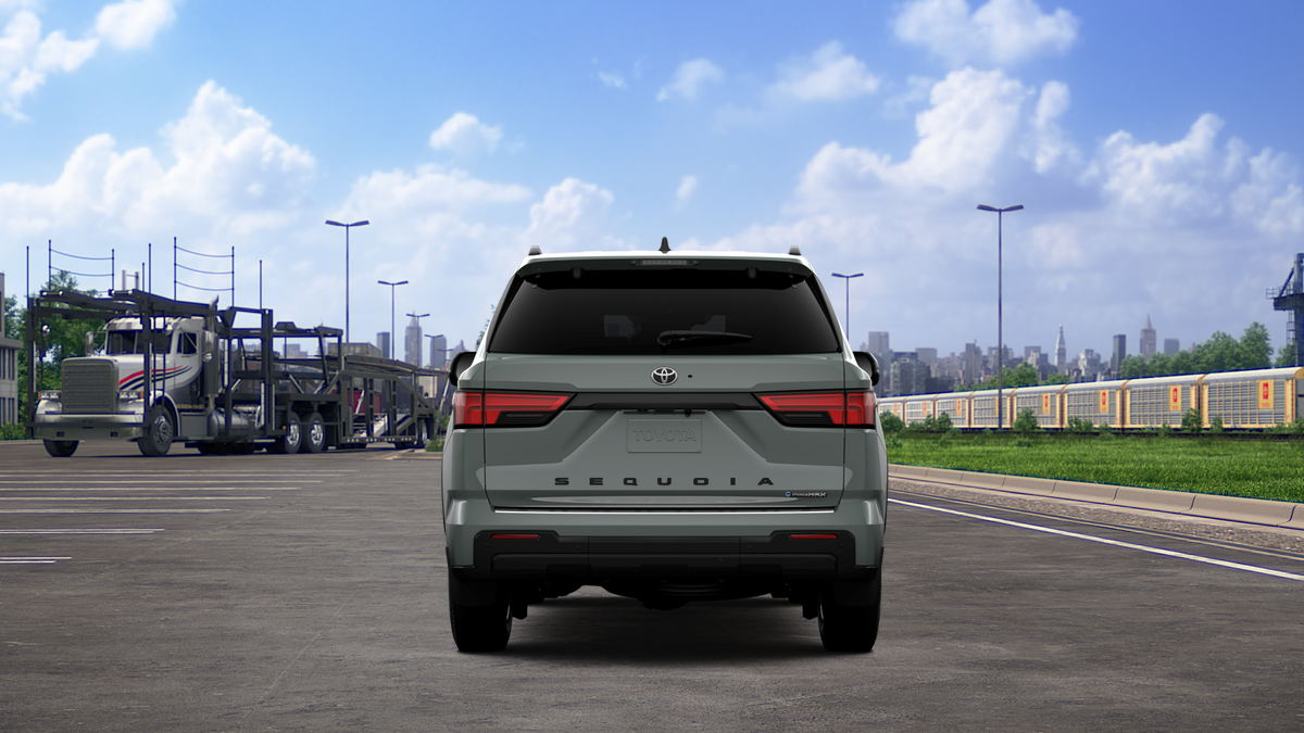 New 2026 Lunar Rock Toyota Platinum image 31
