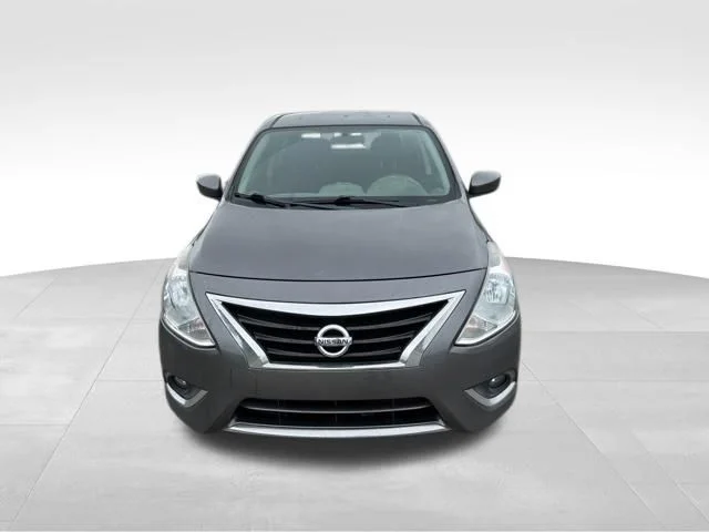 Used 2018 Gray Nissan 1.6 SV image 9