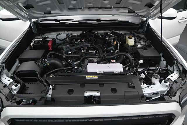 New 2026 Ice Cap Toyota SR5 image 16