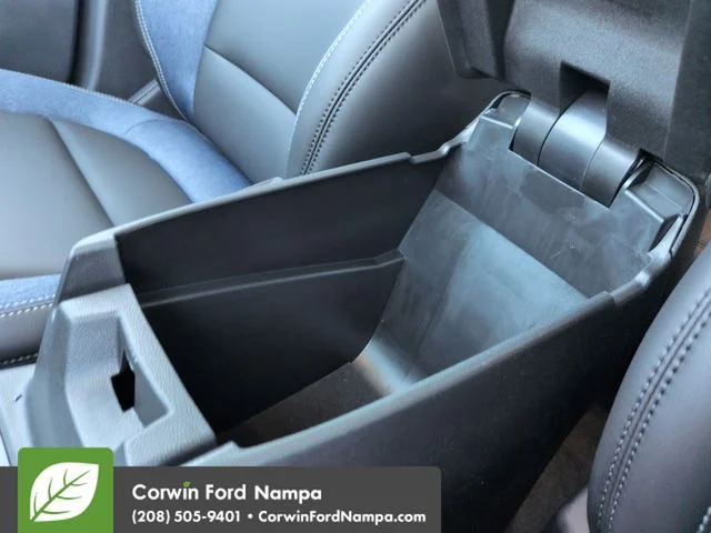 New 2026 Carbonized Gray Metallic Ford Outer Banks image 20