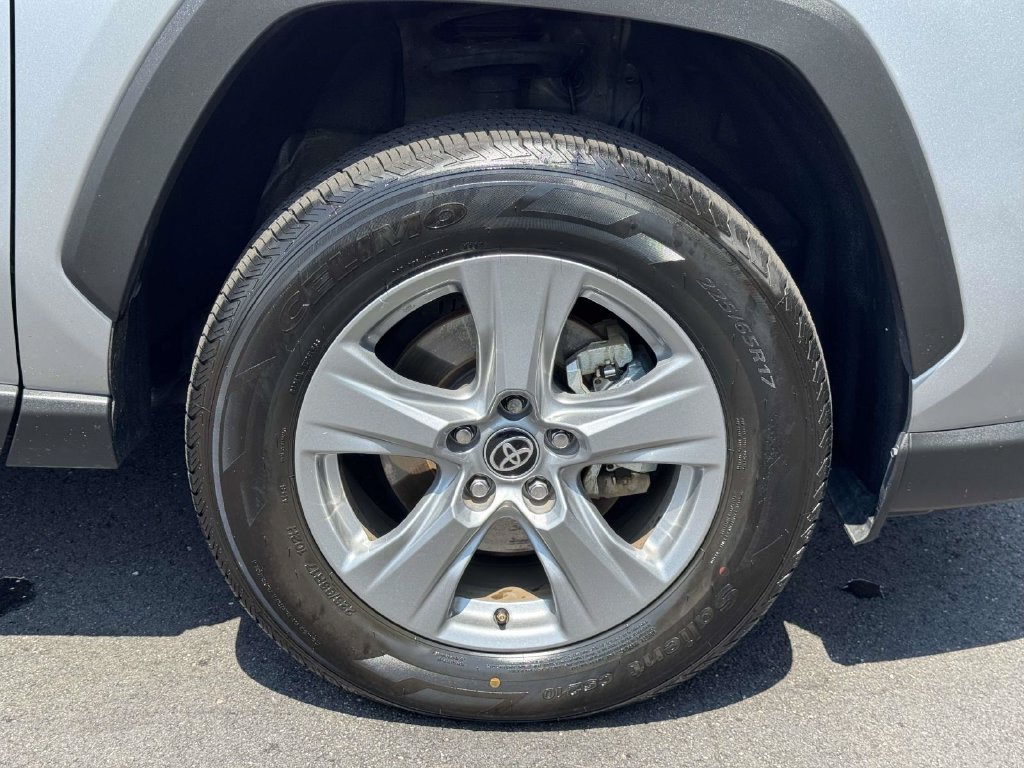 Used 2025 Silver Toyota XLE image 26