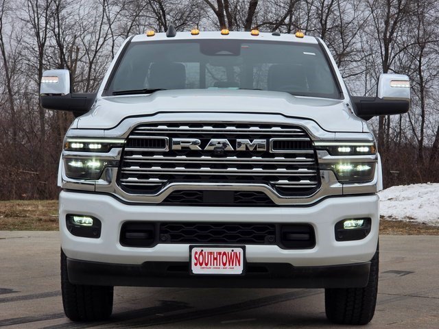 New 2025 Bright White Clear-Coat Exterior Paint RAM Limited image 2