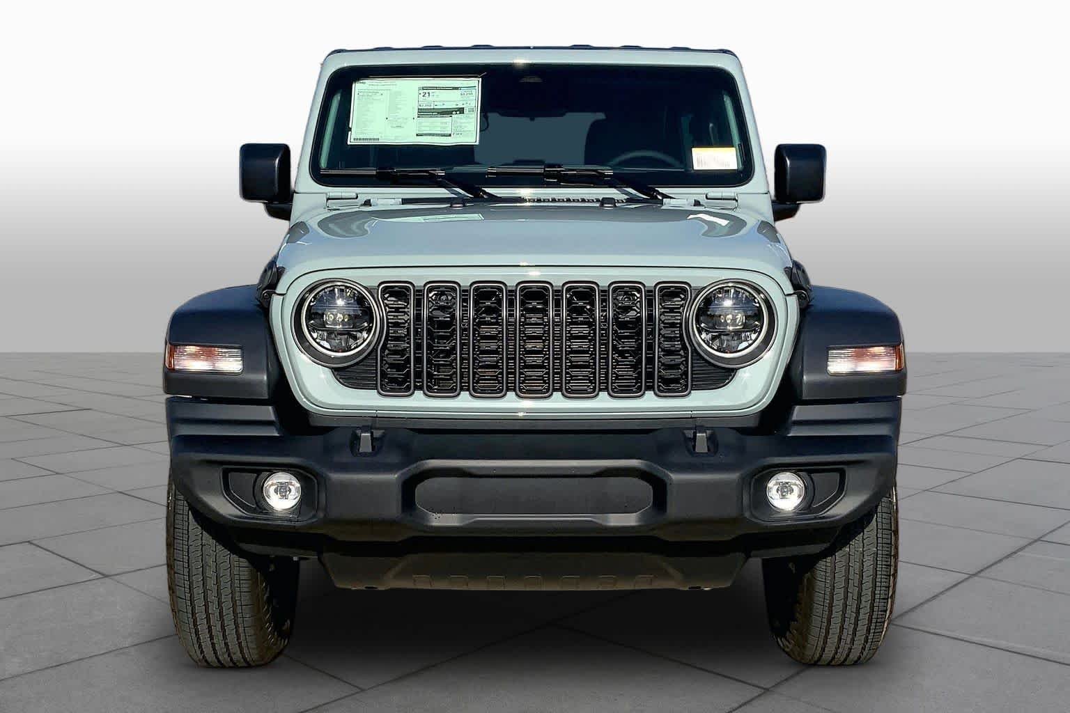 New 2026 Earl Clearcoat Jeep Sport S image 3