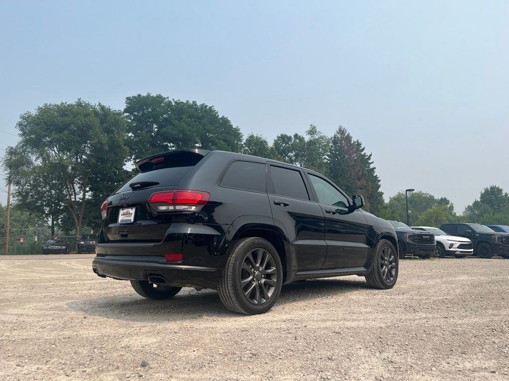 Used 2018 Diamond Black Jeep Overland image 9