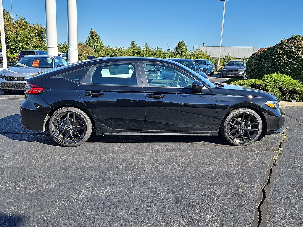 2026 Honda Civic Hatchback Sport, photo 7 of 12