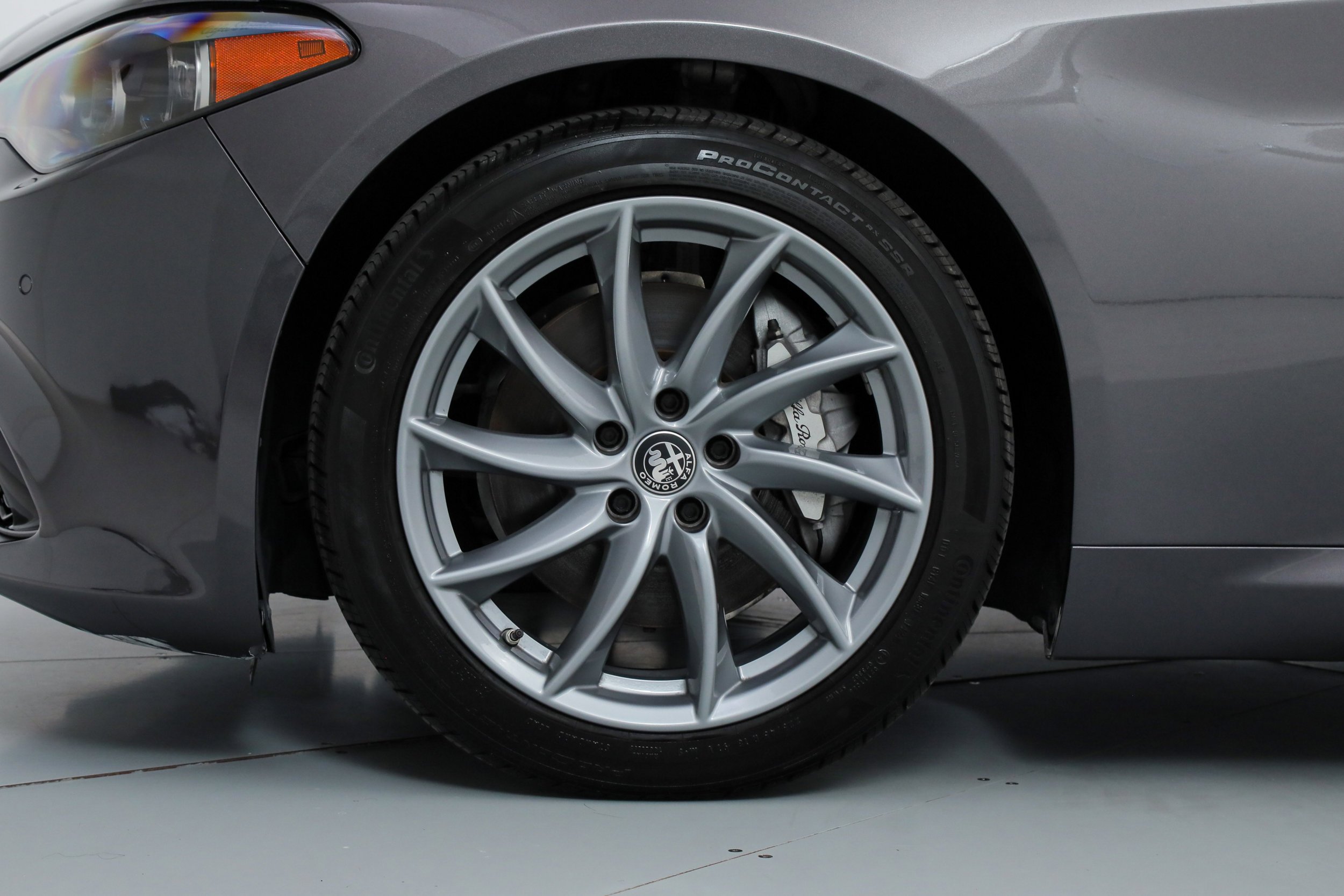 Used 2025 Gray Alfa Romeo  image 26