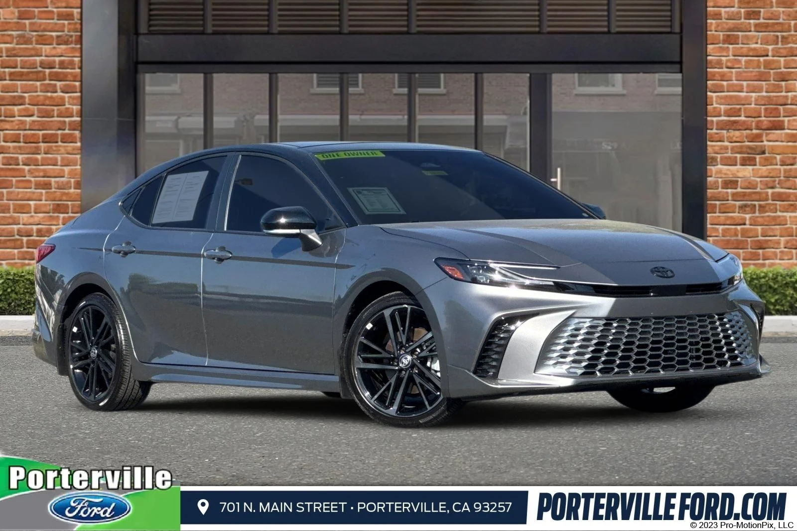 Used 2025 Metal Toyota XSE image 1