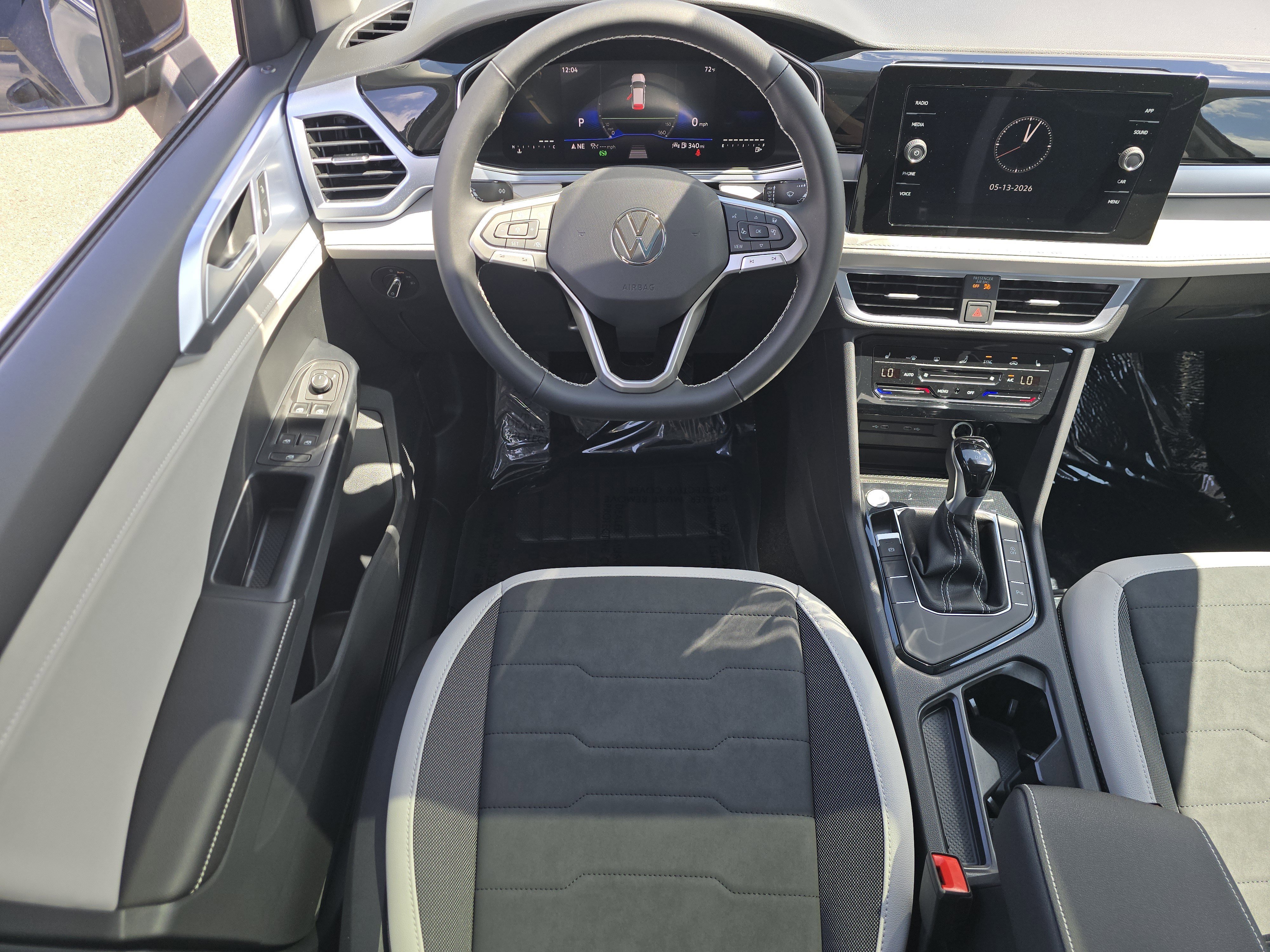 New 2026 Deep Black Pearl Volkswagen SE image 20