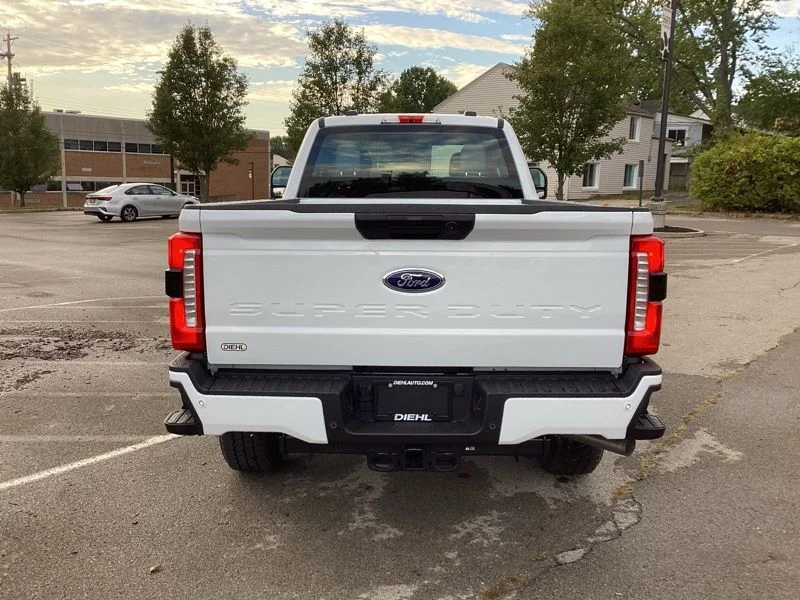 2026 Ford F-350 Super Duty XL - Photo 6