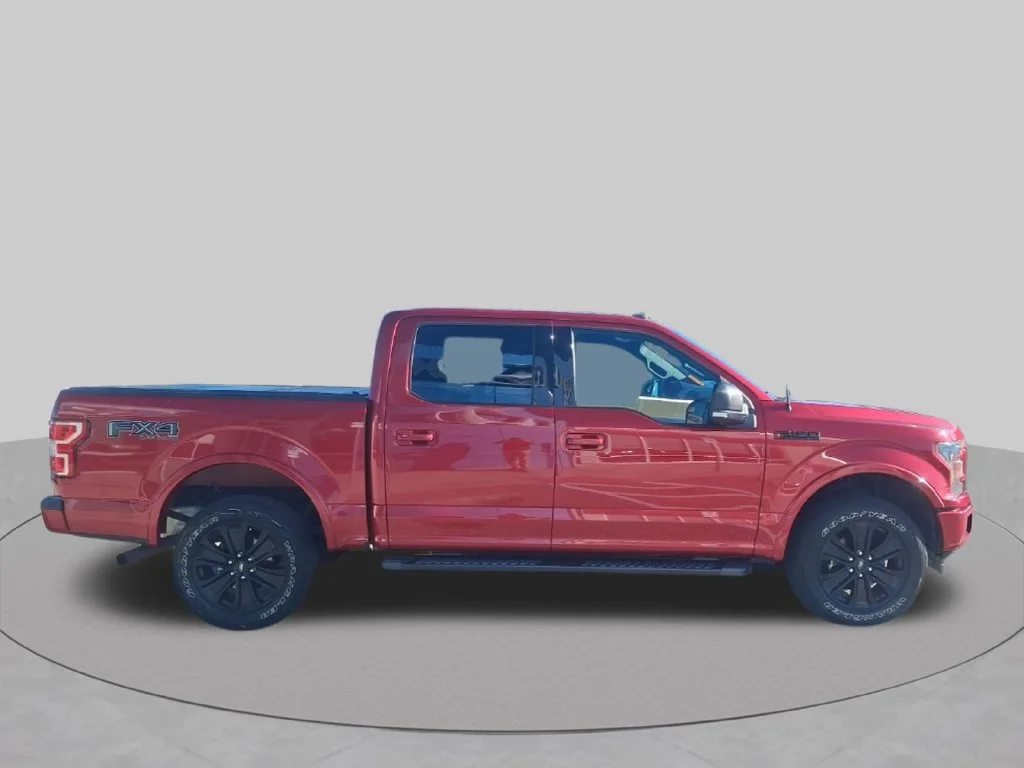 Used 2020 Red Ford XLT image 4
