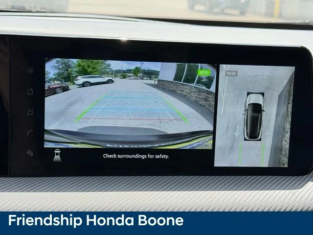 Used 2025 Black Nissan SR image 24