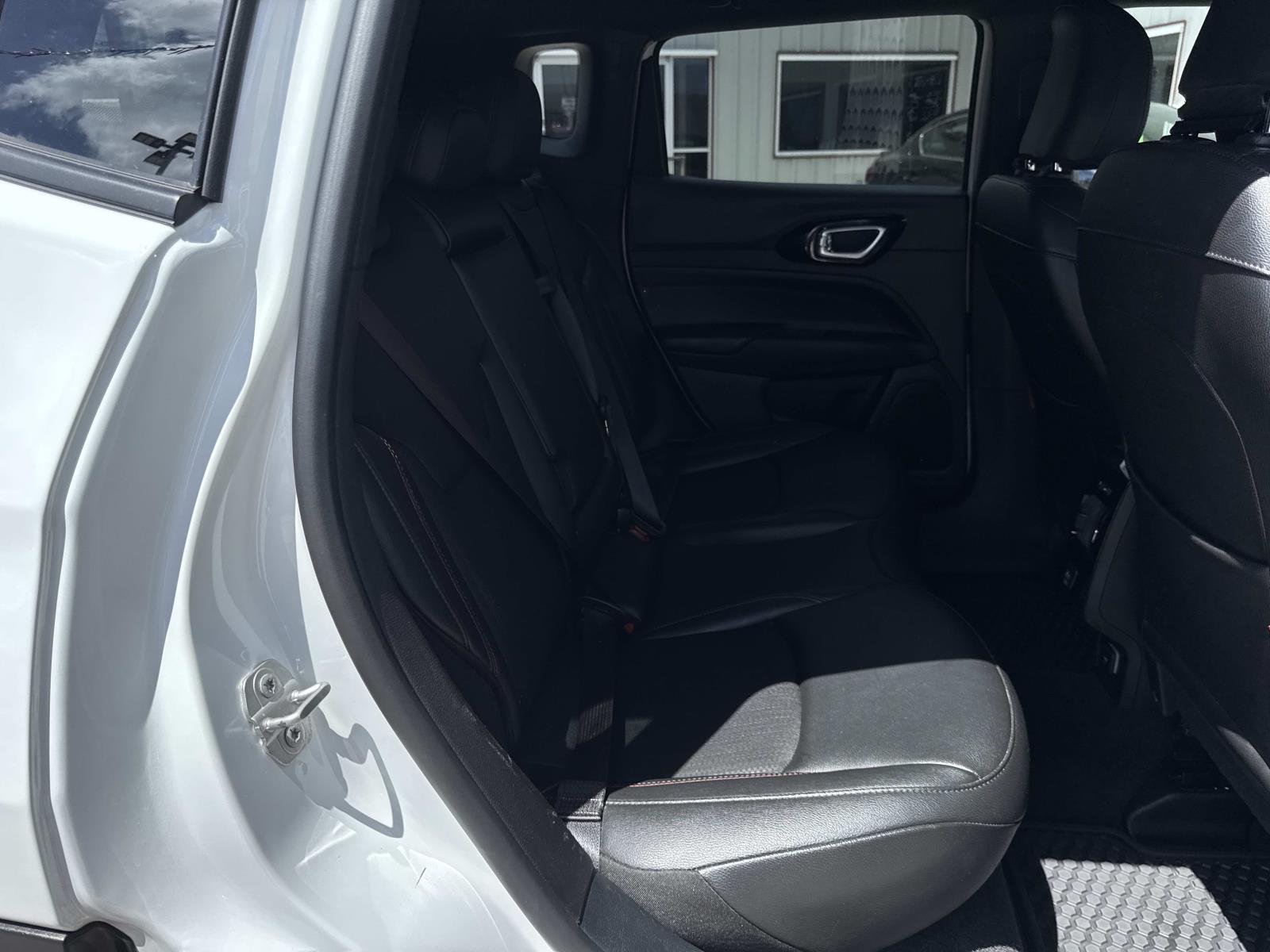2025 Jeep Compass Trailhawk - Photo 9