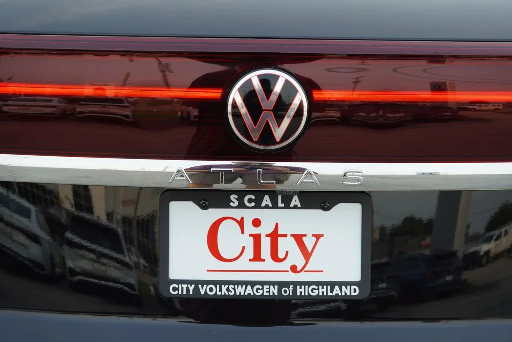 New 2026 Black Volkswagen 2.0T SEL Premium R-Line image 40