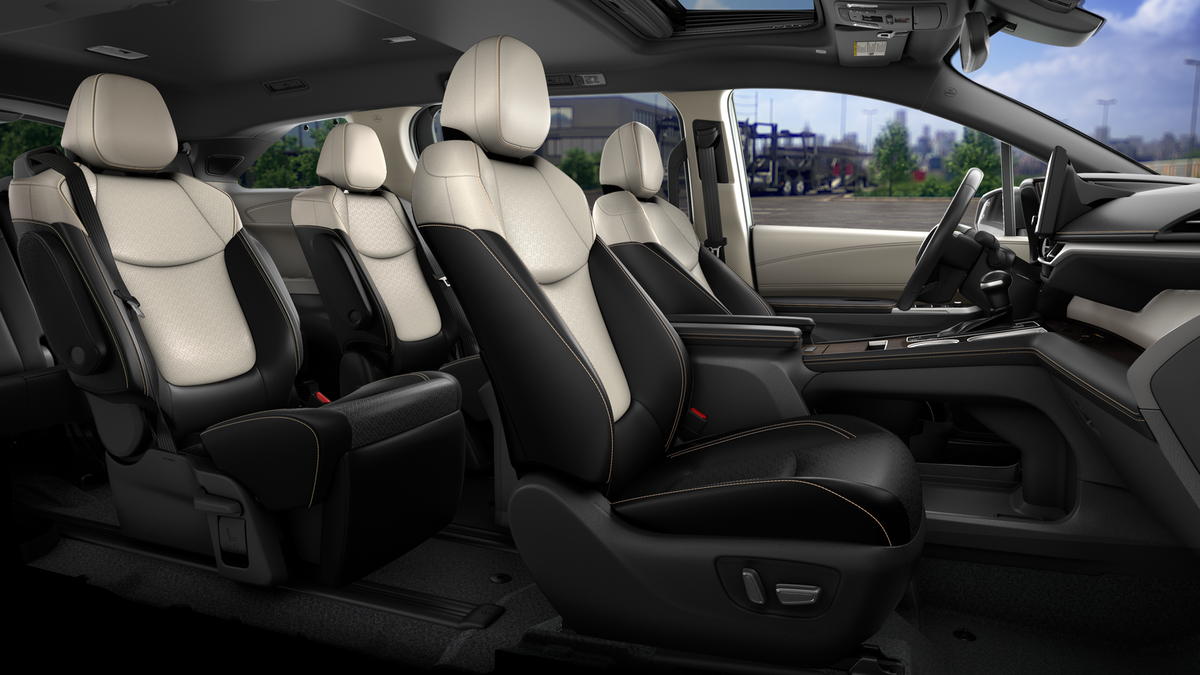 New 2026 Wind Chill Pearl Toyota Platinum image 20
