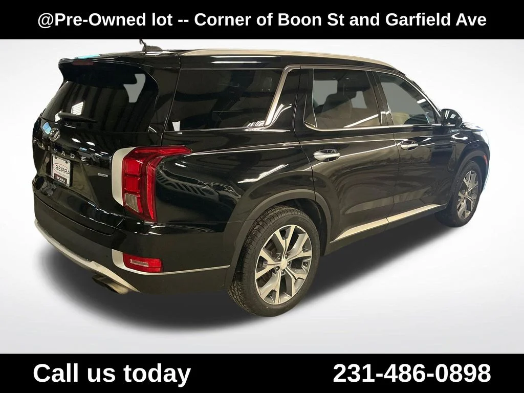 Used 2020 Black Hyundai SEL image 5