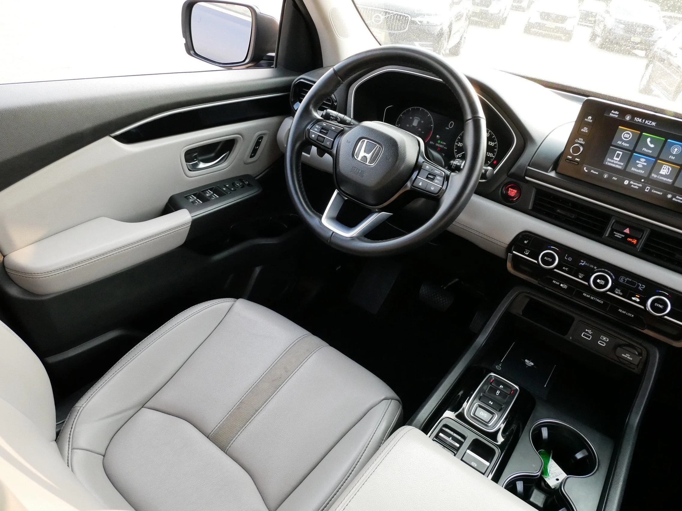 2023 Honda Pilot EX-L - Photo 9