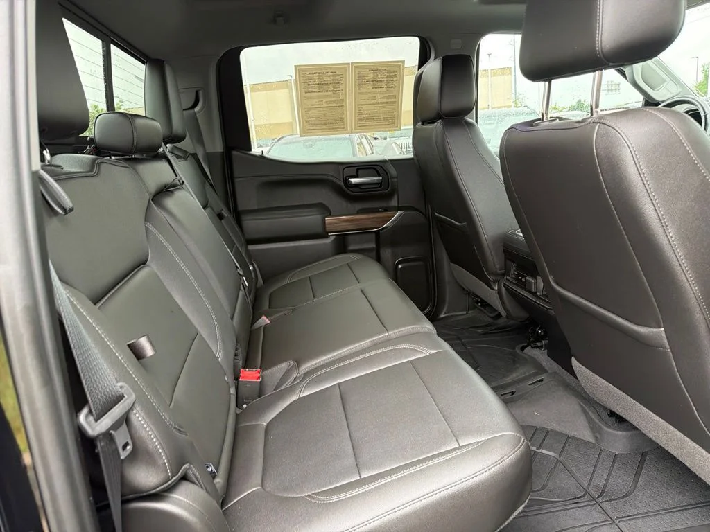 Used 2019 Black Chevrolet LT Trail Boss image 18
