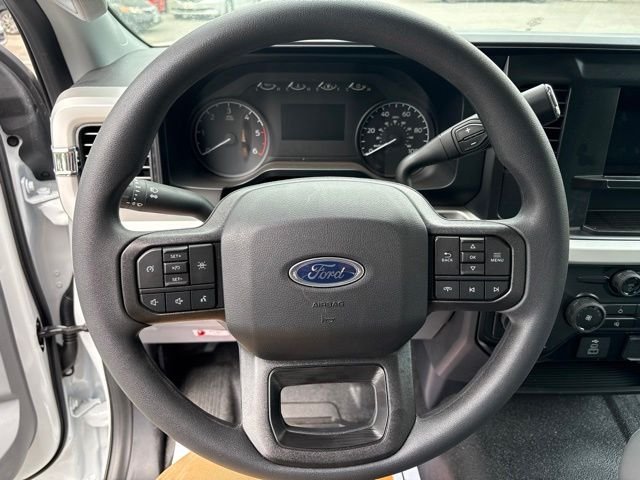 New 2026 Oxford White Ford XL image 13