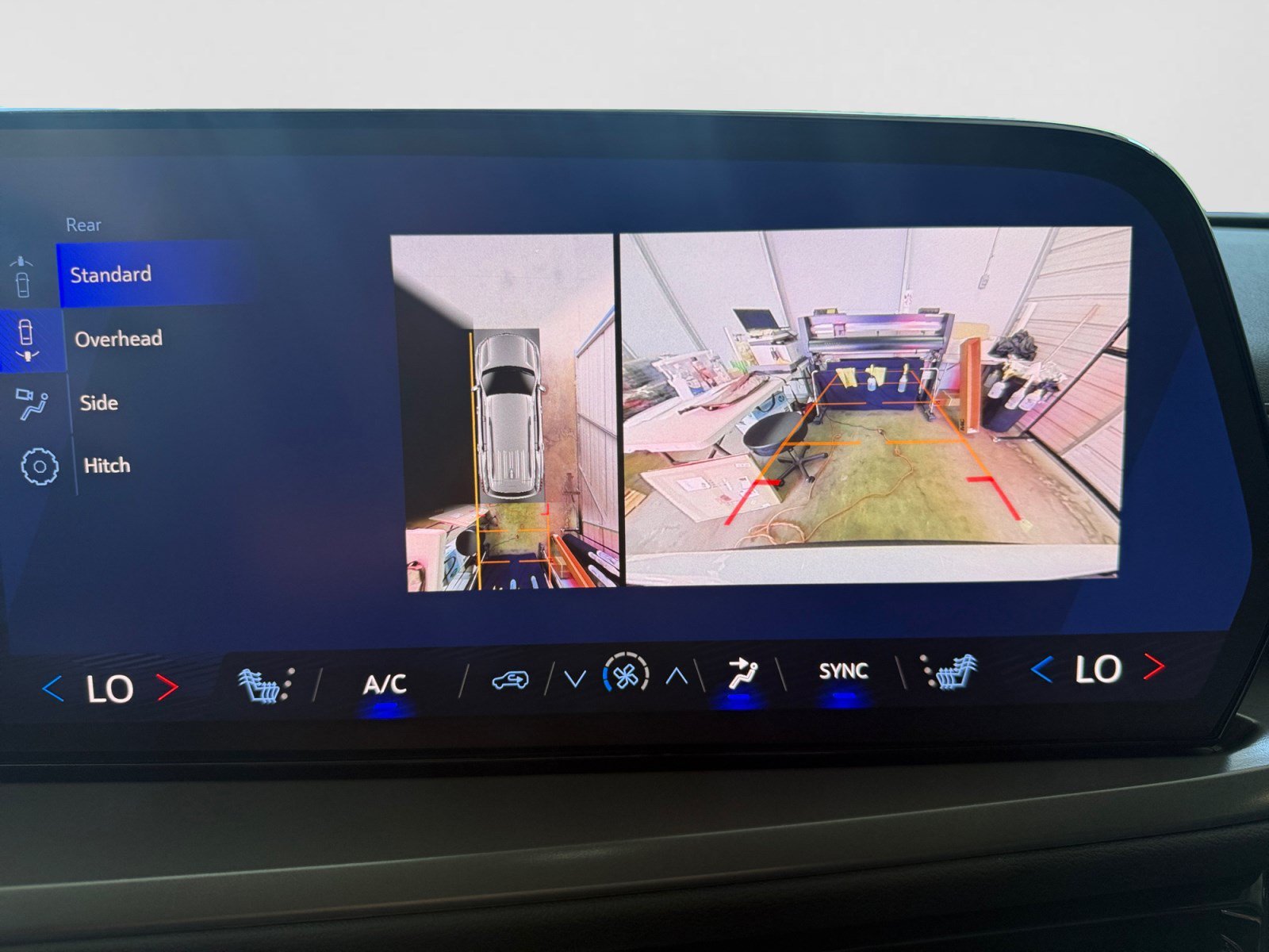 2027 Chevrolet Traverse LT - Photo 29