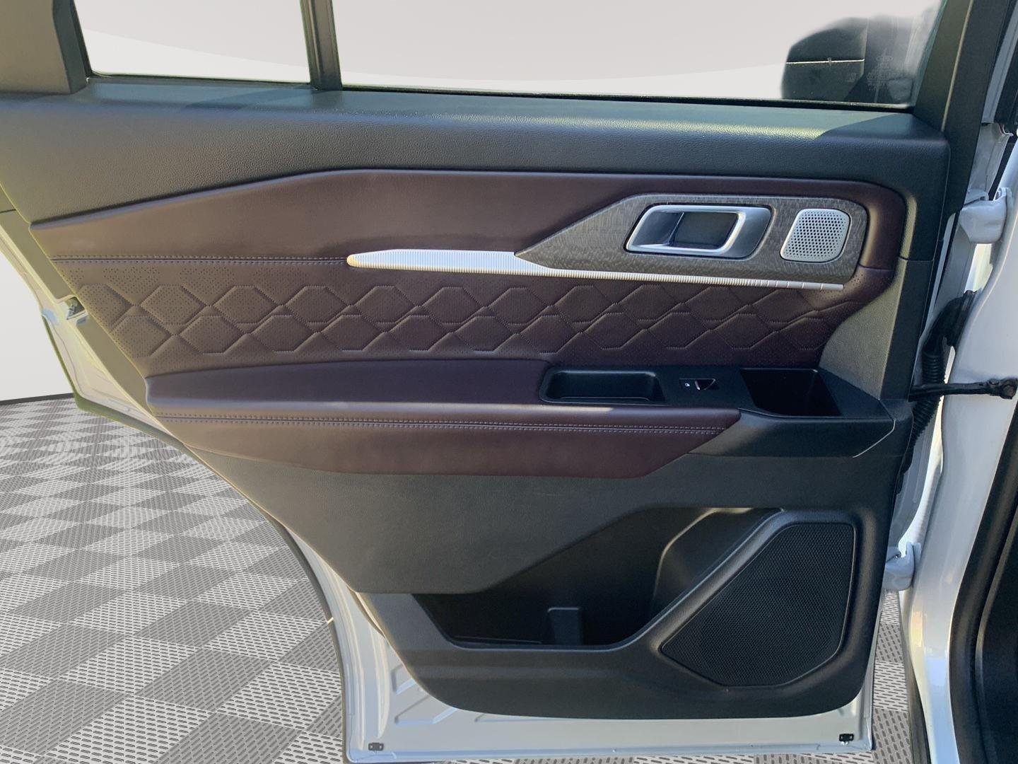 Used 2025 Space White Ford Platinum image 14