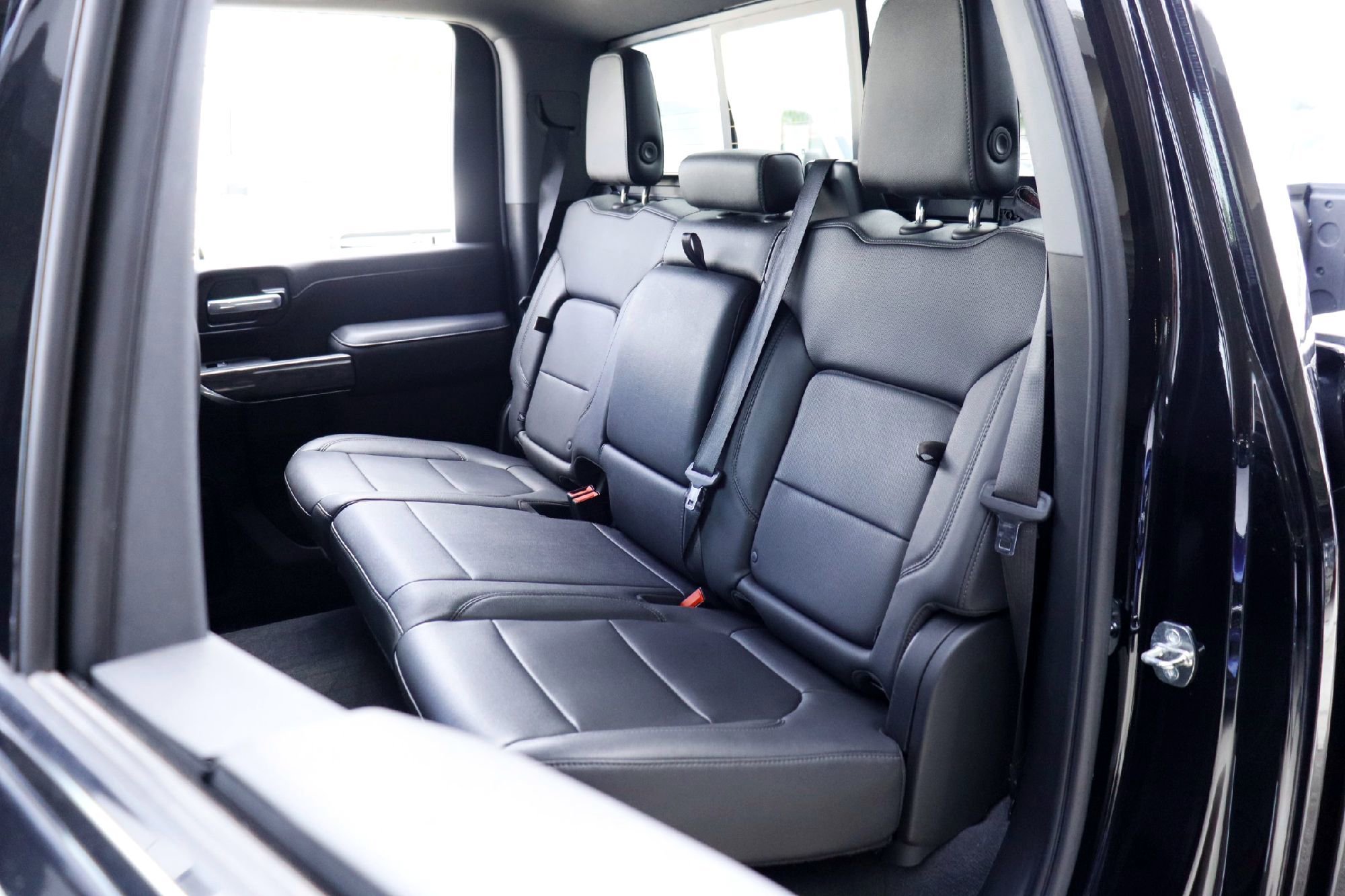 2022 Chevrolet Silverado 3500HD LTZ - Photo 28