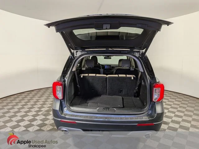 Used 2020 Gray Ford Limited image 7
