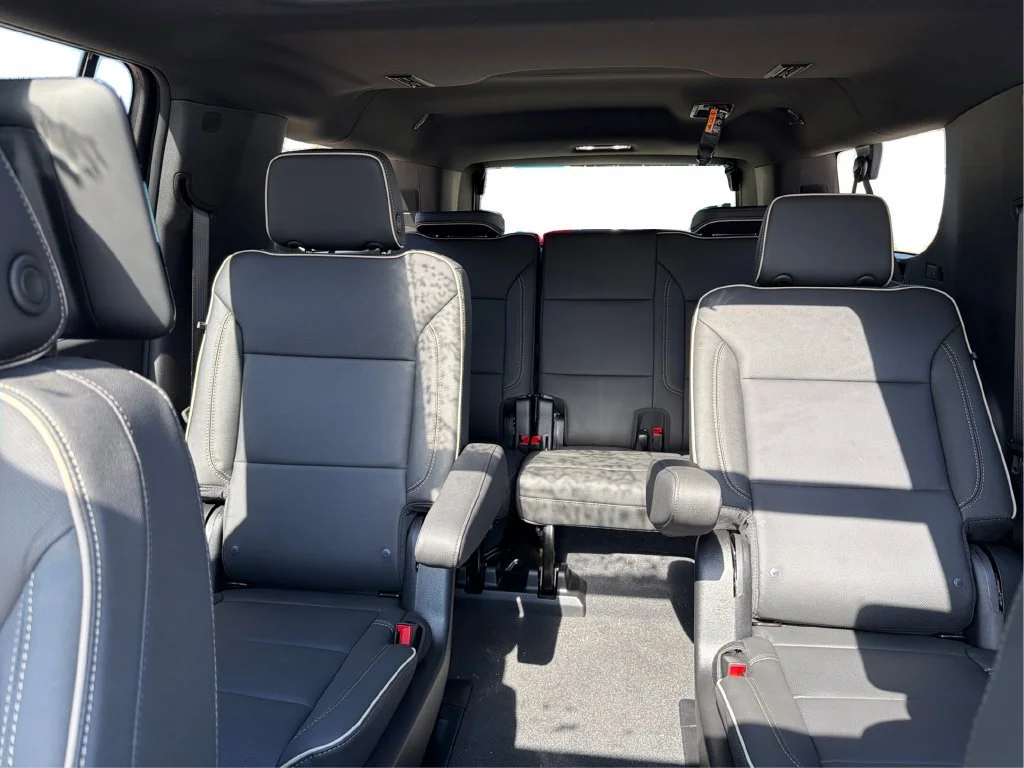 2026 Chevrolet Suburban Premier - Photo 16