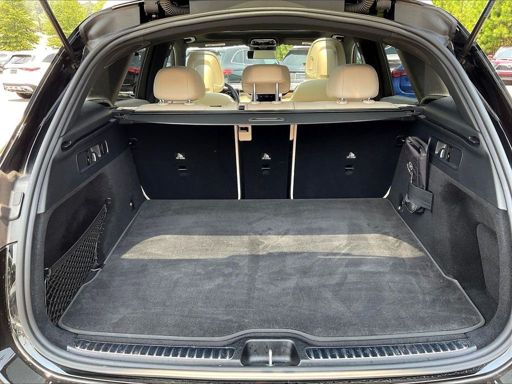 Certified Used 2024 Black Mercedes-Benz GLC 300 image 36