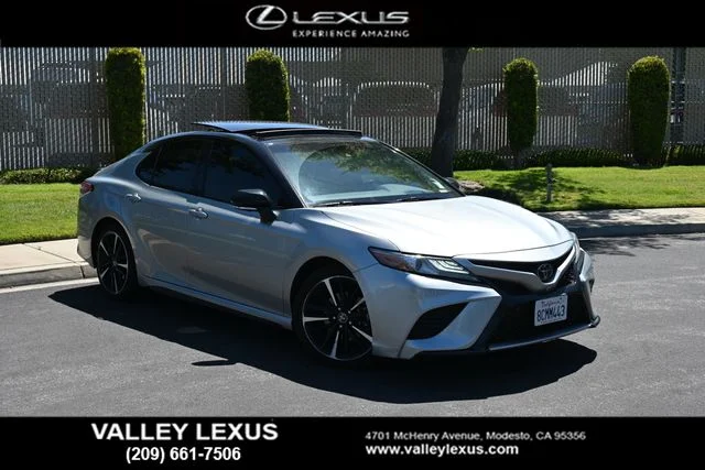 2018 Toyota Camry 3.5 Auto V6 XSE's photo