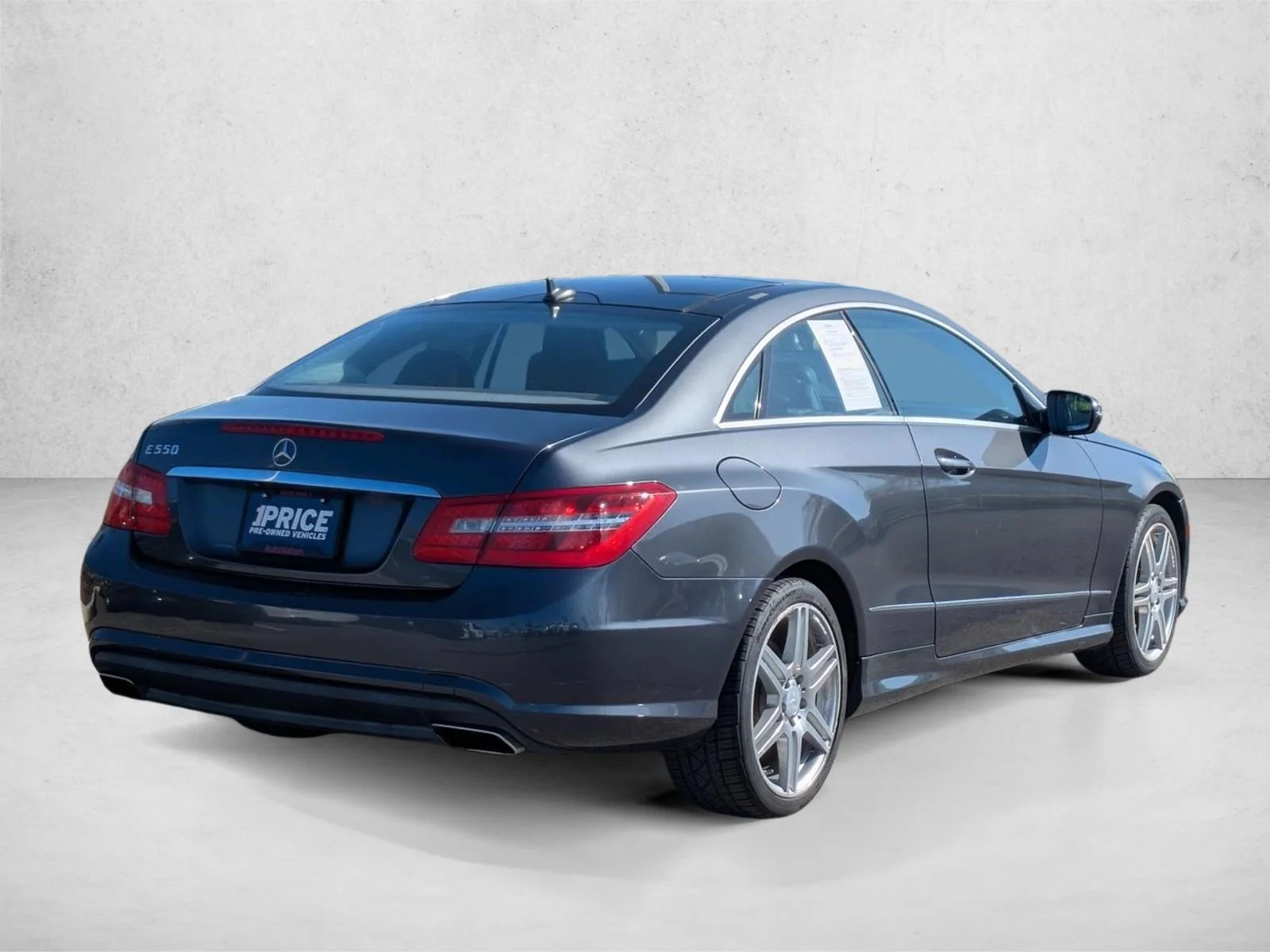 Used 2010 Steel Grey Metallic Mercedes-Benz E 550 image 4