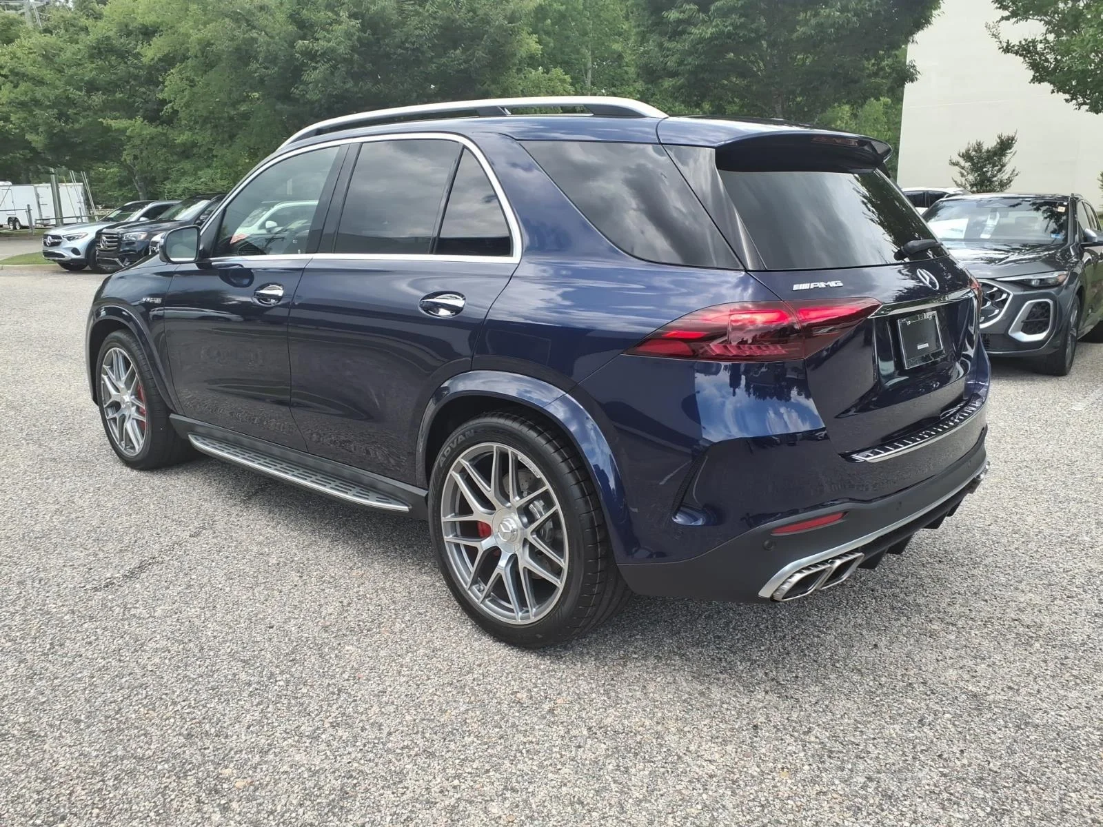 New 2026 Twilight Blue Metallic Mercedes-Benz AMG® GLE 63 S image 8
