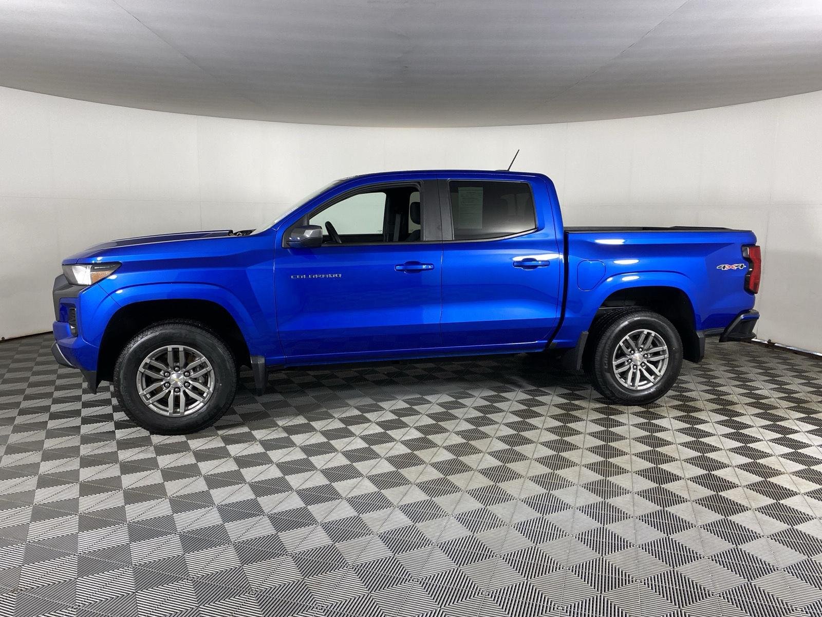 Used 2023 Glacier Blue Metallic Chevrolet 4WD LT image 4