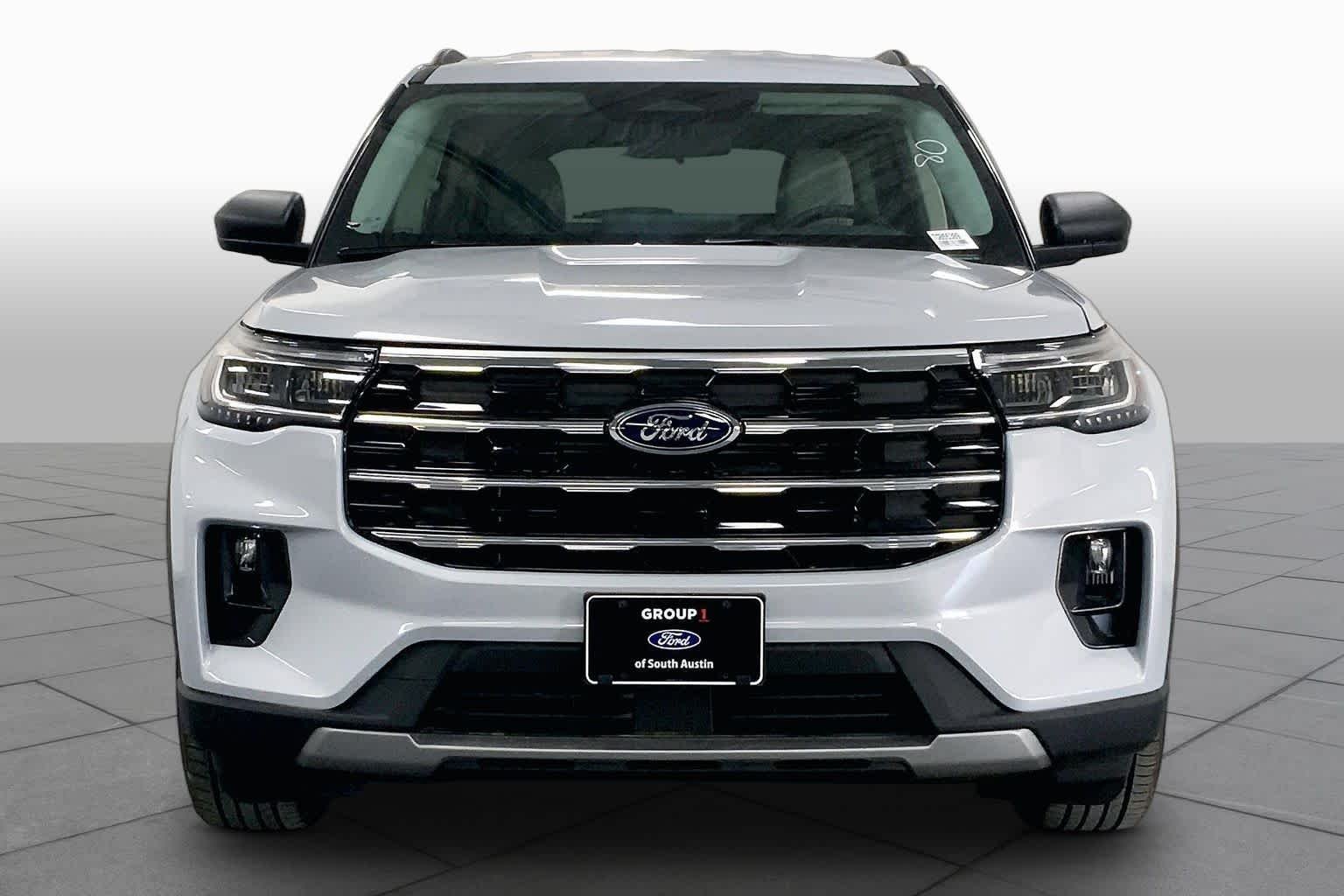 New 2026 Space White Metallic Ford Active image 3