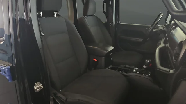 Used 2020 Black Clearcoat Jeep Unlimited Sport S image 23