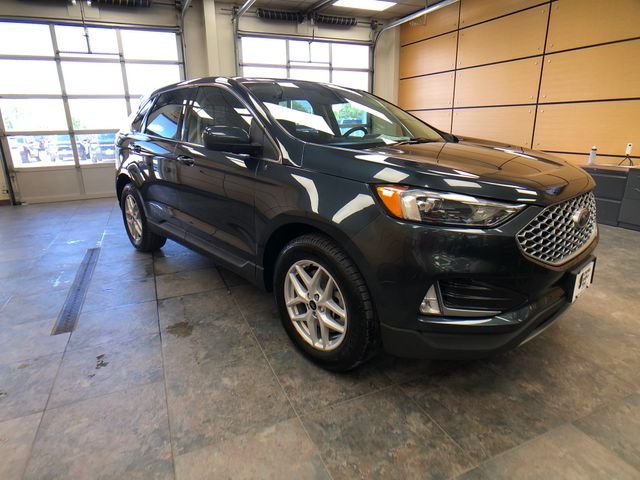 2023 Ford Edge SEL AWD's photo