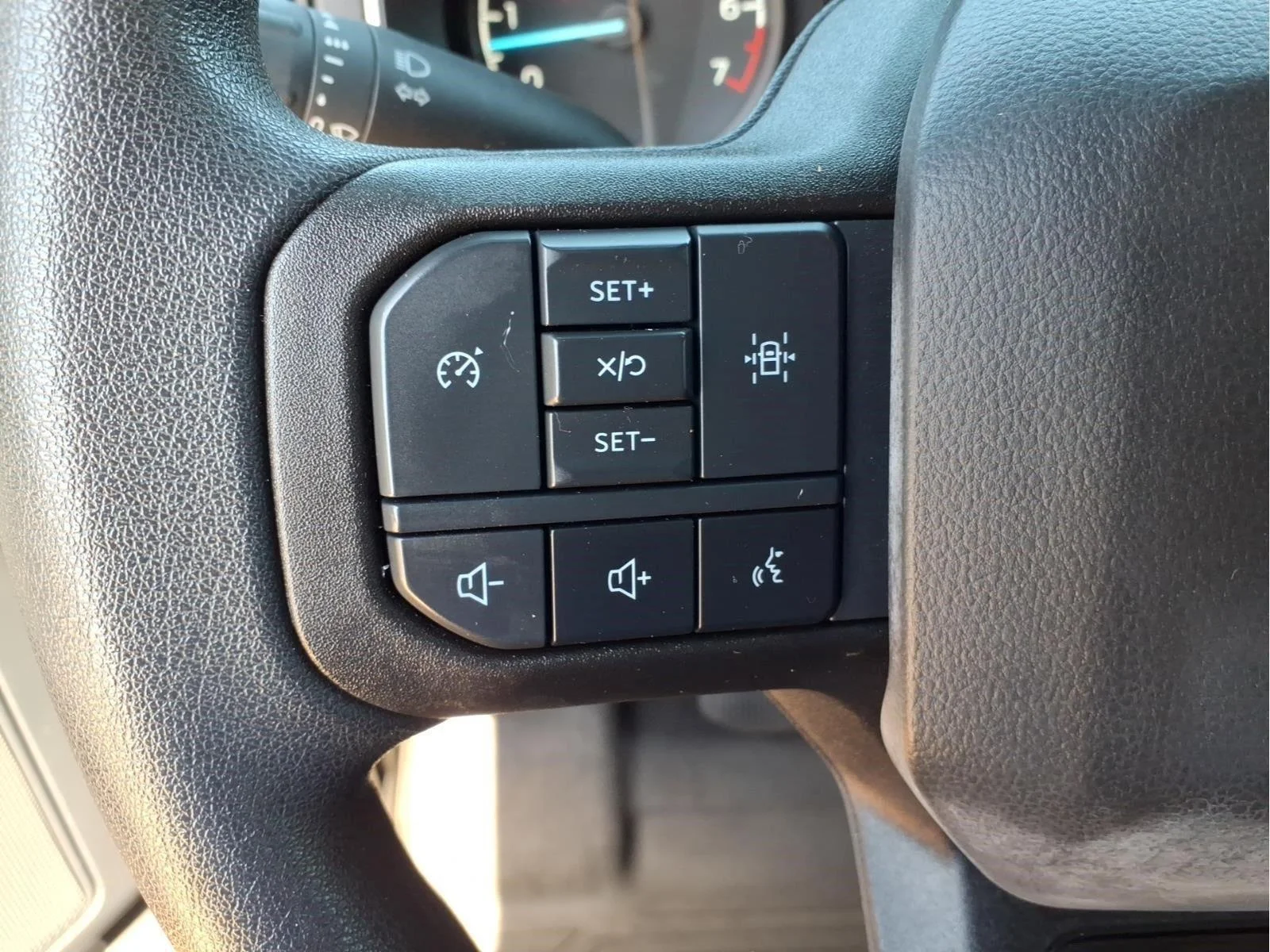 Used 2023 Carbonized Gray Ford XL image 21