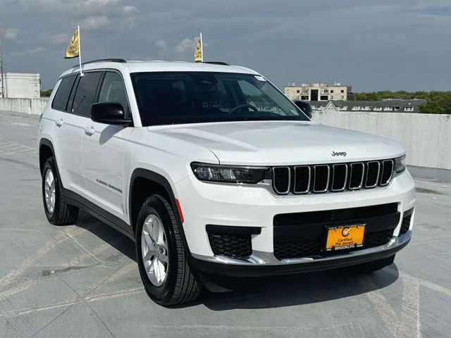 Certified Used 2023 White Jeep Laredo image 2