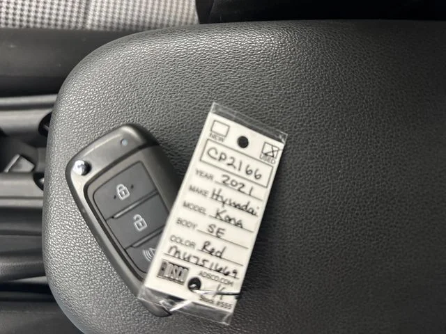 Used 2021 Red Hyundai SE image 30