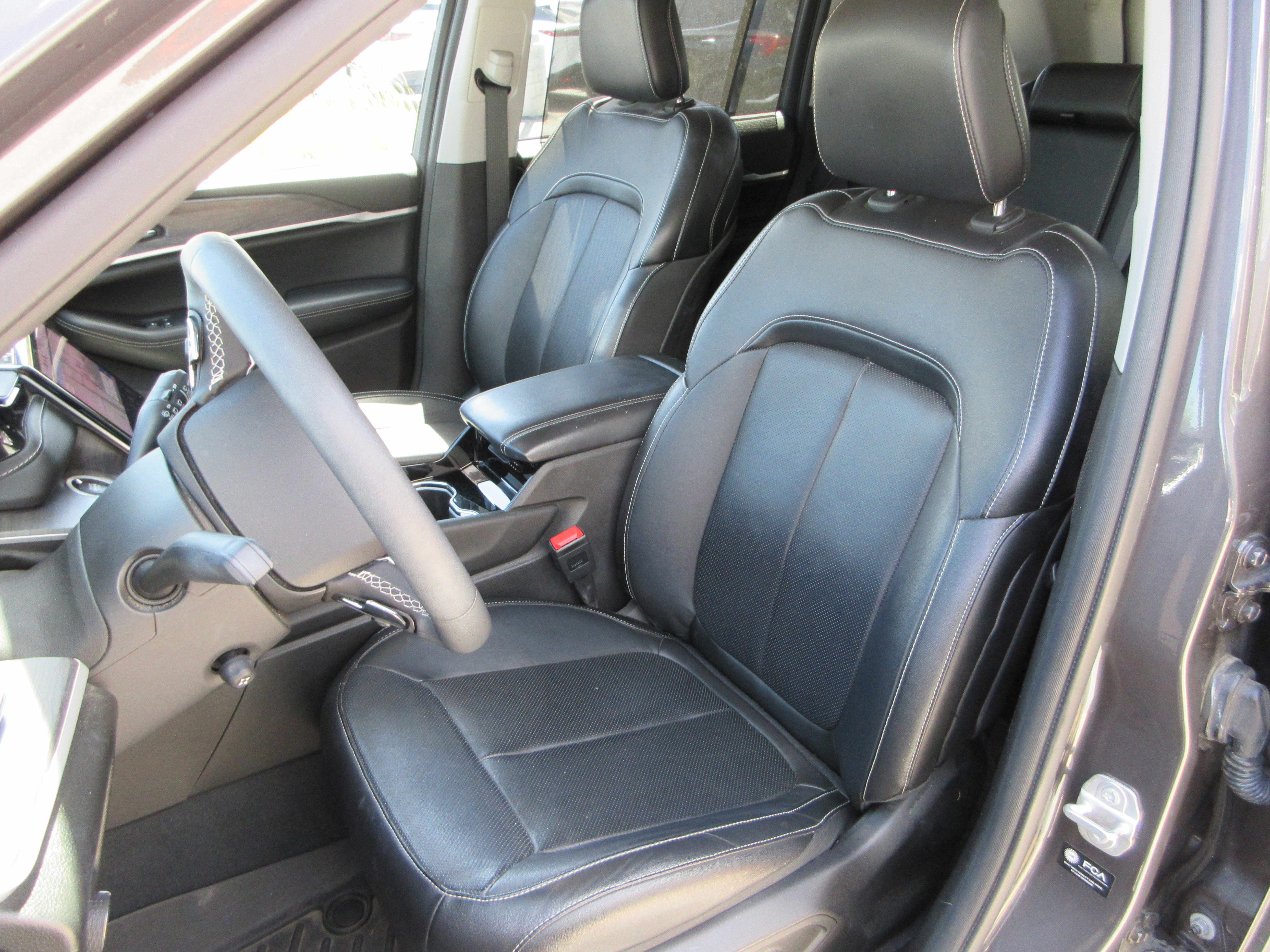 Used 2022 Baltic Gray Metallic Clearcoat Jeep 4xe image 22