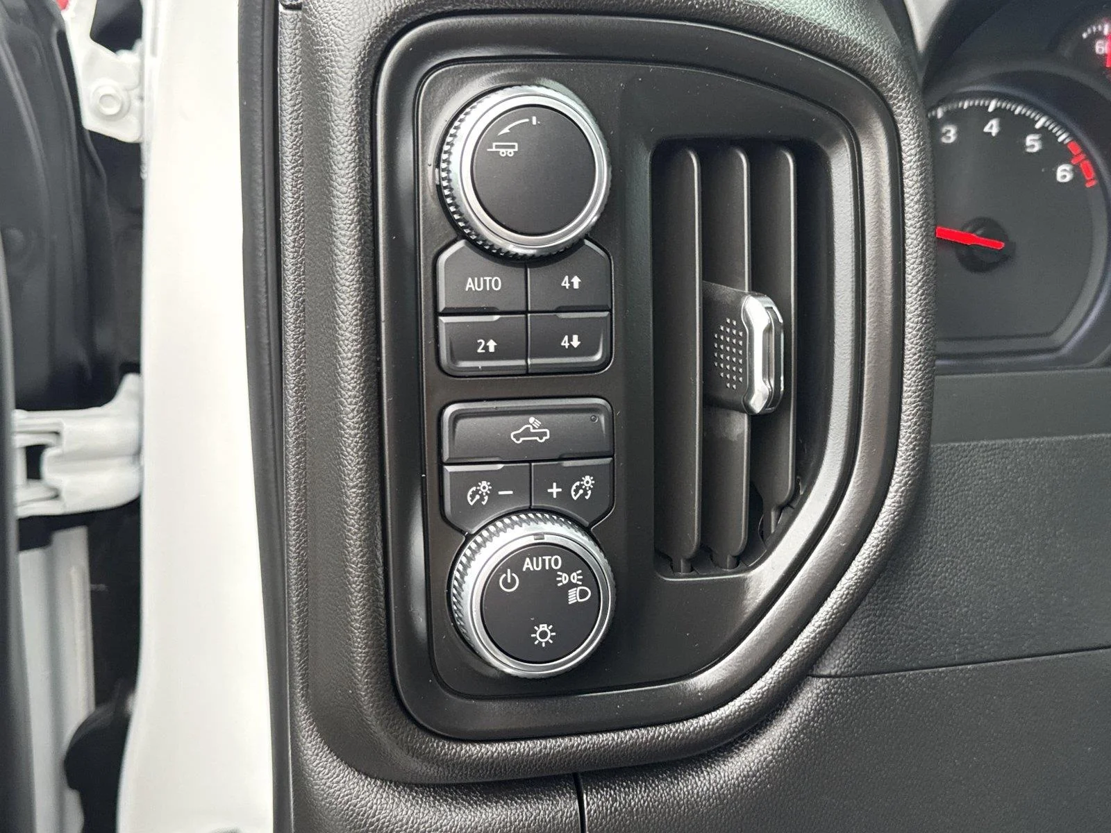Used 2025 Summit White GMC Pro image 19