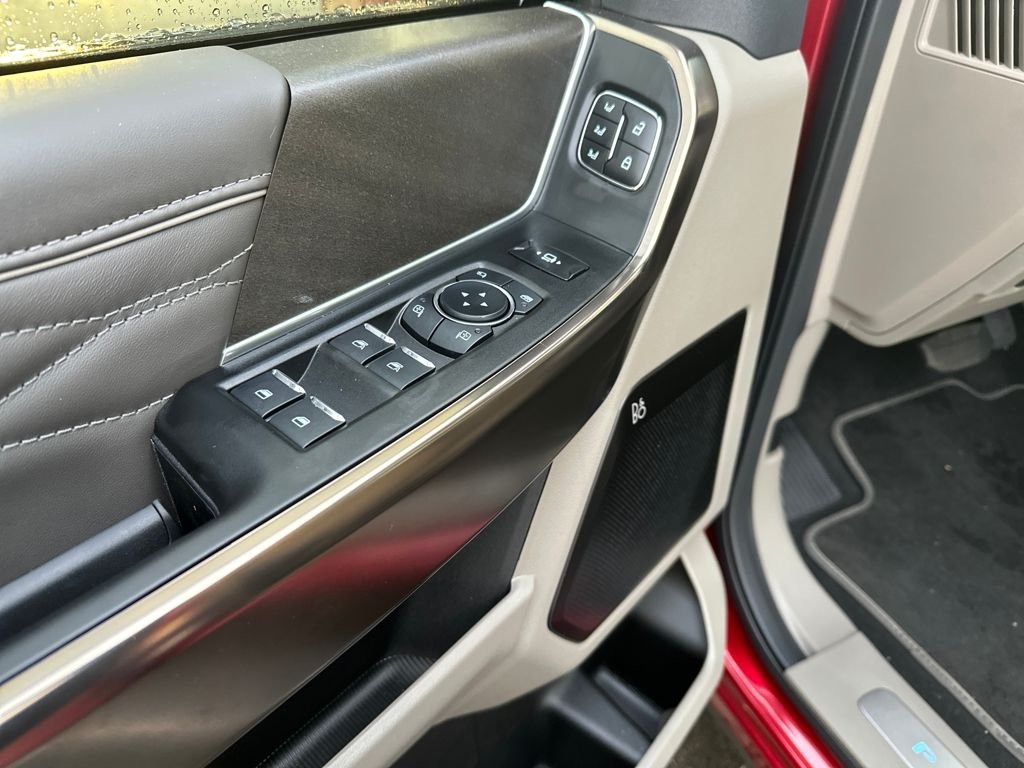 2025 Ford F-250 Super Duty Platinum - Photo 18