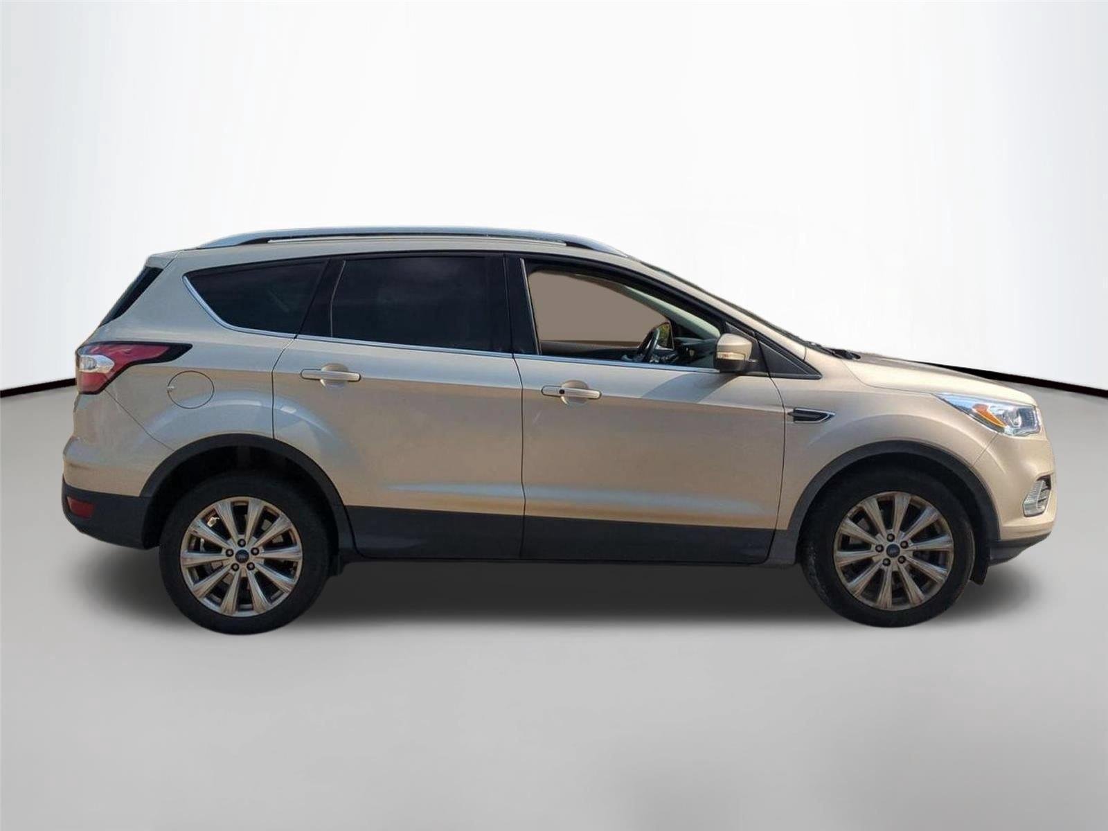 Used 2017 White Gold Metallic Ford Titanium image 6