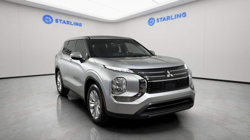 Used 2025 Silver Mitsubishi ES 2.5 2WD image 14