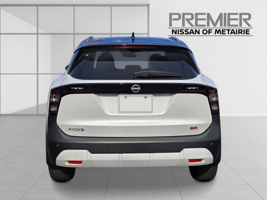 New 2026 Aspen White TriCoat / Super Black Two-tone Nissan SR image 4