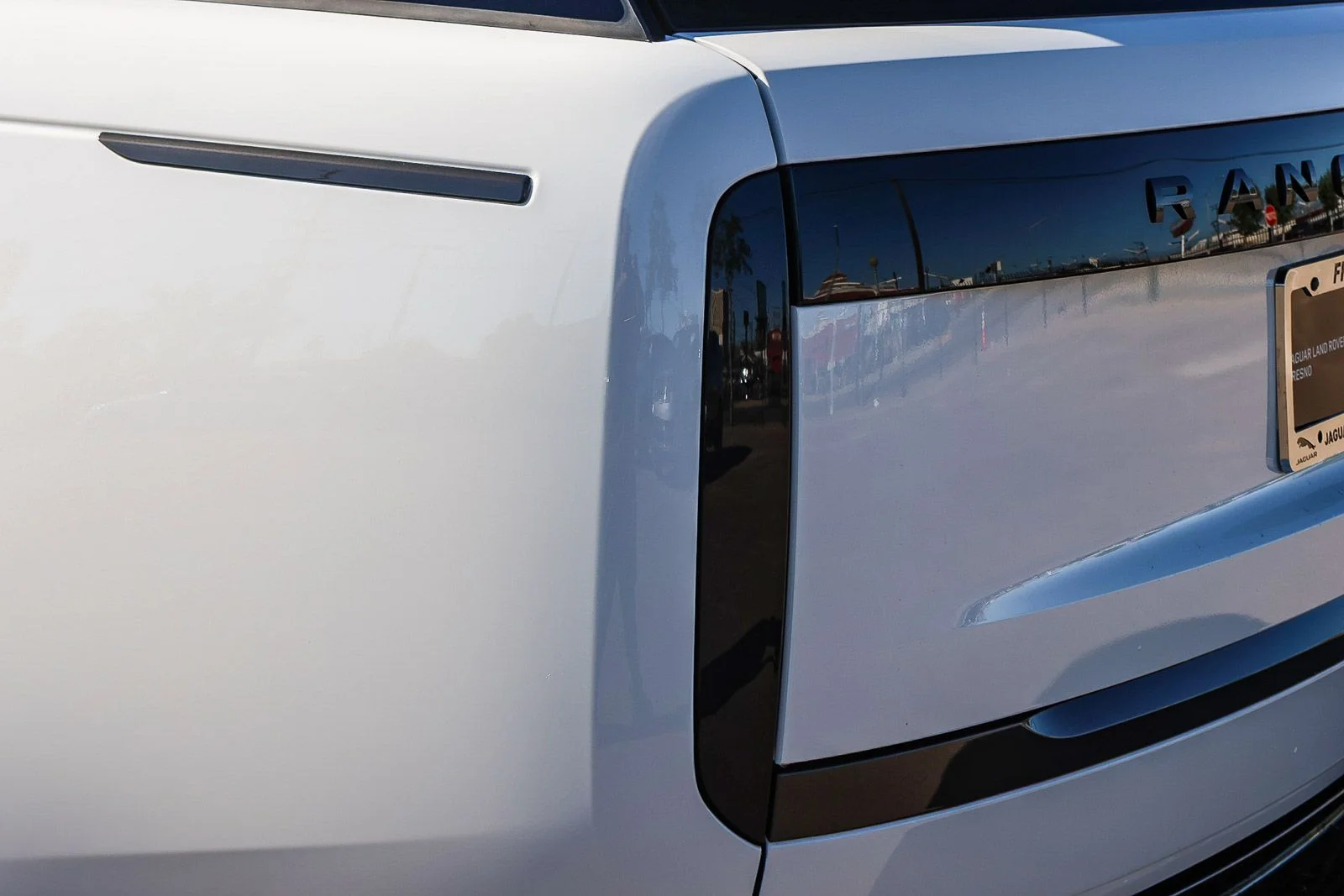 New 2026 Fuji White Land Rover SE image 11
