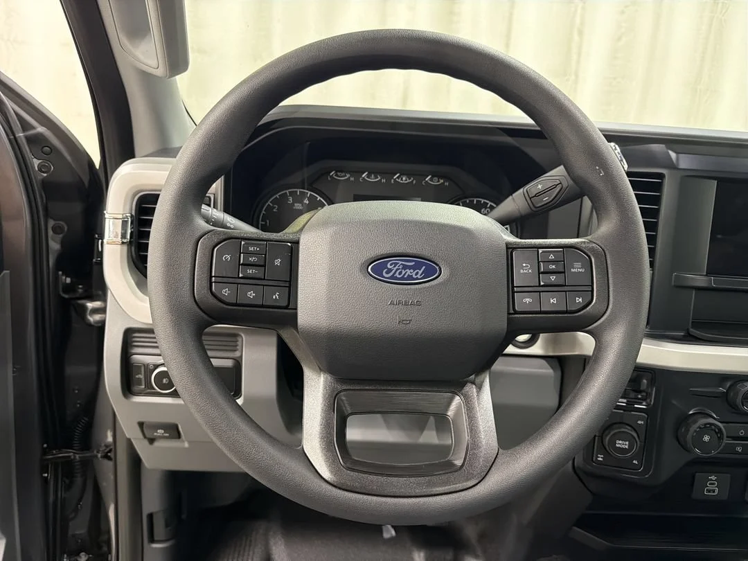 New 2027 Carbonized Gray Metallic Ford F-250® XL image 15