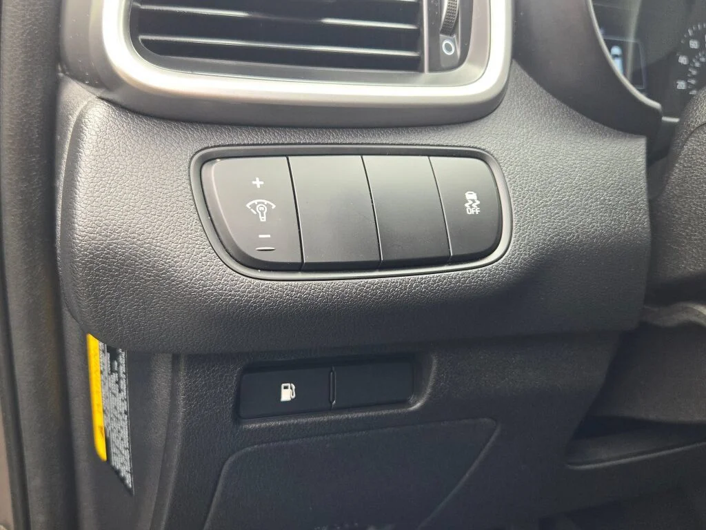 2016 Kia Sorento LX - Photo 23
