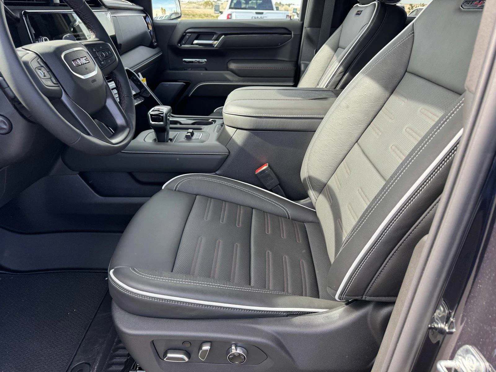 New 2026 TITANIUM RUSH METALLIC GMC AT4X image 16